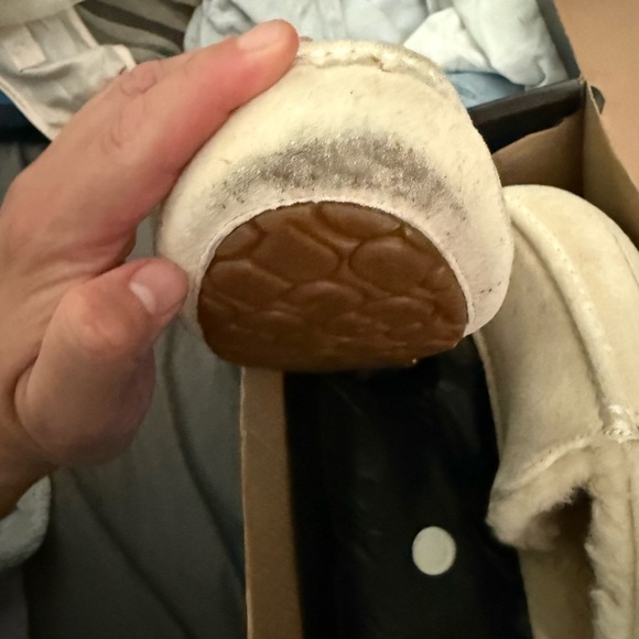 Men’s Ugg Ascot - Picture 11 of 13